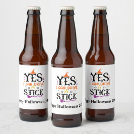 Grappige Halloween Heks Ja Ik Kan Een Stuur Stok  Bier Etiket