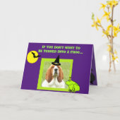 Grappige Halloween Kaart w / Basset Witch & Cauldr (Gele Bloem)