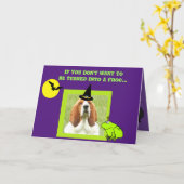 Grappige Halloween Kaart w/Schattige Basset, Bats  (Gele Bloem)