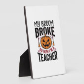 Grappige Halloween Leraar Bezem Gebroken Vector On Fotoplaat (Zijkant)