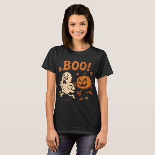 Grappige Halloween Pumpkin Chasing Ghost | griezel T-shirt (Voorkant volledig)