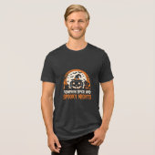 Grappige Halloween Pumpkin Spice en Spooky Nights Tri-Blend Shirt (Voorkant volledig)