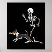 Grappige Halloween Rat Terrier en Skeleton Poster (Voorkant)