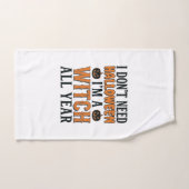 Grappige Heks Jaarrond Halloween Typografie Ontwer Handdoek (Handdoek)