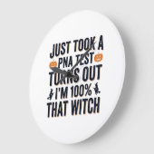 Grappige Heks Test Halloween Citaat Vector Design_ Grote Klok (Hoek)