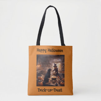 Grappige heksenhond en vriend overvallen de keuken tote bag