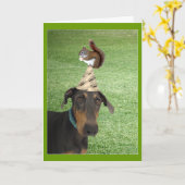 Grappige hond en eekhoorn verjaardagskaart kaart (Gele Bloem)