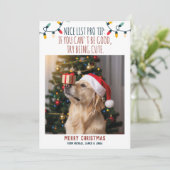 Grappige hond kerstfoto met aangepaste namen feestdagenkaart (Staand voorkant)