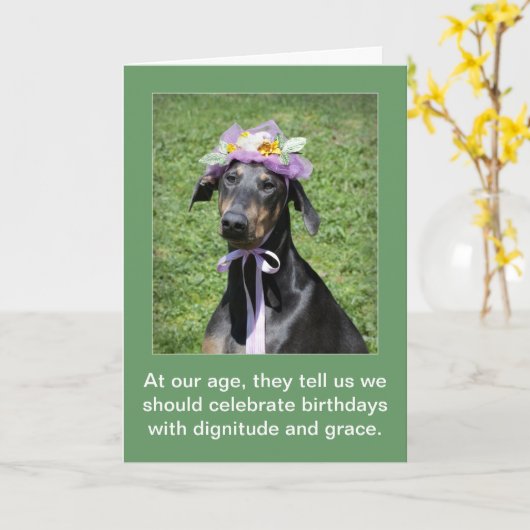 Grappige hond Verjaardag Kaart (Gele Bloem)