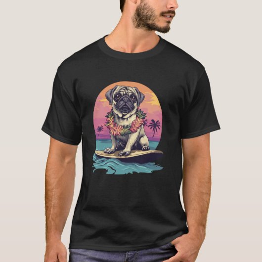 Grappige hond zet op een surfplank t-shirt (Voorkant)