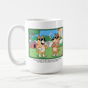 Grappige honden die menselijke stripquote kunst be koffiemok