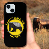 Grappige honingdas citaat iPhone 15 case