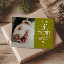 Grappige huisdierenfoto voor 'Dog Gone Year'