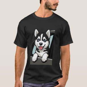 Grappige Husky Pup Die Uit Een Auto Raam Kijkt. Ho T-shirt
