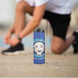 Grappige IC-verpleegster geïntubeerd aanpassen (me Thermosbeker