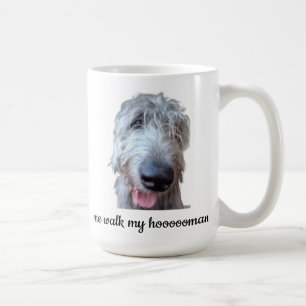 Grappige Ierse Wolfshond Mok – Me Walk My Hoooooma