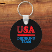 Grappige Independence Day-kleding USA Drankteam Sleutelhanger (Voorkant)