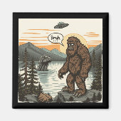 Grappige Introvert Bigfoot Sasquatch Loch Ness Ret Magneet (Voorkant)