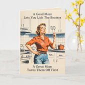 Grappige jaren 50 huisvrouw retro Moederdag Kaart (Gele Bloem)