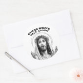 Grappige Jezus raad eens wie er weer terug is? Ronde Sticker (Envelop)