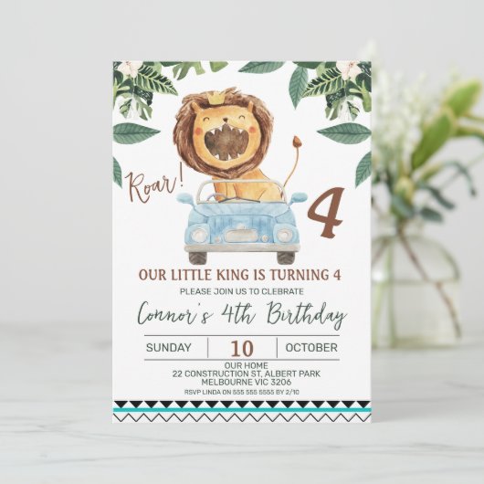 Grappige jongens brullen leeuw kroonkoning 4e verj kaart (Staand voorkant)