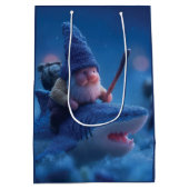 Grappige kabouters rijden op haaien medium cadeauzakje (Achterkant)