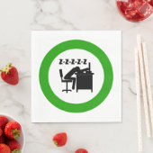 Grappige kantoormedewerker slaapt aan bureau servet (Insitu)