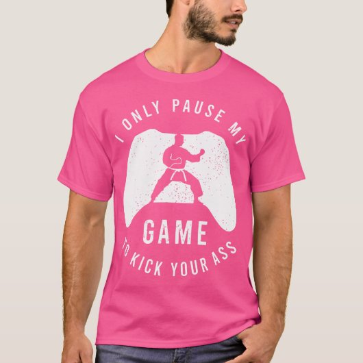 Grappige karate outfit voor een vechter van karate t-shirt (Voorkant)