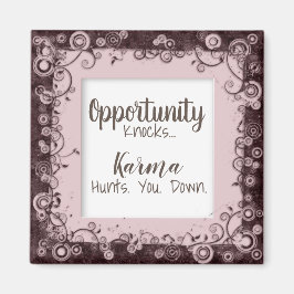 Grappige karma jaagt op je beneden magneet