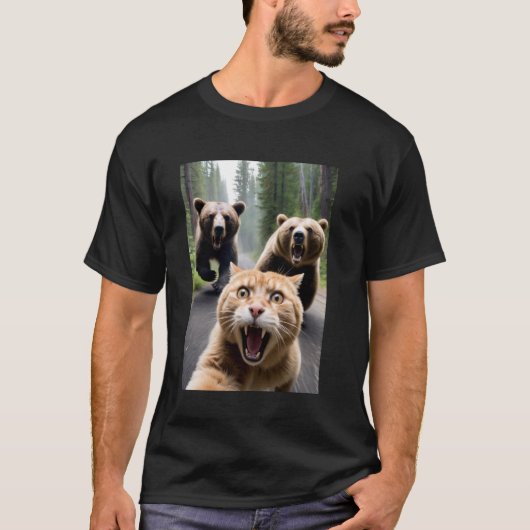 Grappige Kat Beer Aanval Selfie T-shirt (Voorkant)