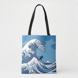Grappige kat die surft op de Grote Golf voor Kanag Tote Bag