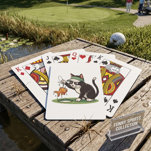 Grappige kat golfer vissen water hindernis pokerkaarten
