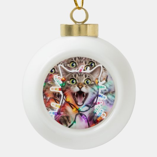 Grappige kat in het licht vakantie keramische bal ornament (Voorkant)