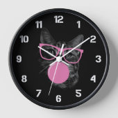 Grappige kat met roze bril Bubble Gum wandklok (Voorkant)