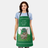 Grappige kat op St. Patrick's Day Schort (Gedragen)