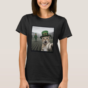 Grappige kat selfie met kabouter St. Patrick's Day T-shirt