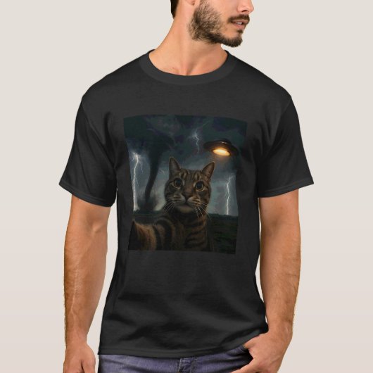 Grappige kat selfie met UFO Alien Meme Tornado Sto T-shirt (Voorkant)