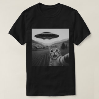 Grappige kat selfie met UFO, buitenaards ruimtesch T-shirt