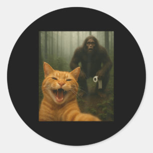 Grappige Kat Verrast Gelukkig Selfie Met Bigfoot S Ronde Sticker