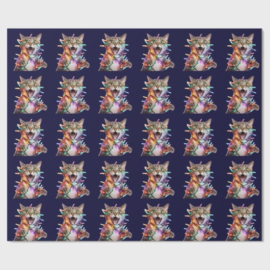 Grappige Kat Verward In Kerstmis Lichten Cadeaupapier (Vlak)