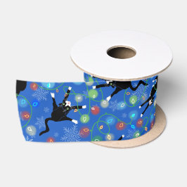 Grappige Kat Verward In Kerstmis Lichten Satijnen Lint