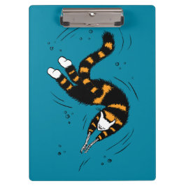 Grappige kat wezen skelet handen zwemmen donker klembord