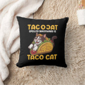 Grappige katachtige tacoCat achterwaarts gespeld i Kussen (Deken)