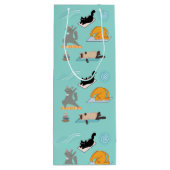 Grappige katten bij yoga wijn cadeautas (Achterkant)