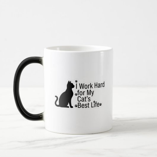 Grappige kattenliefhebber mok – Ik werk hard voor (Links)