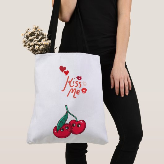 Grappige kersen in de liefde. tote bag (Dichtbij)