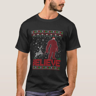 Grappige kerst Geloof Bigfoot Geplaagd Rendier Hol T-shirt