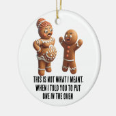 Grappige Kerst: Zwanger peperkoekje Keramisch Ornament (Links)