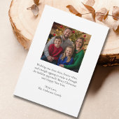 Grappige kerstboom op vliegtuig en familiefoto kaart