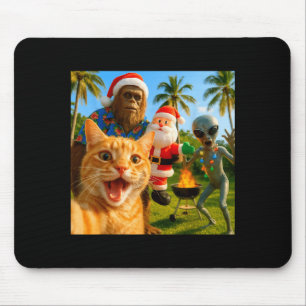 Grappige Kerstkat Selfie Met Bigfoot & Buitena Muismat